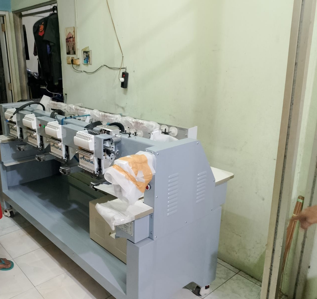 Pengiriman mesin bordir Azura 4 Kepala. Tujuan Pulau Jawa.